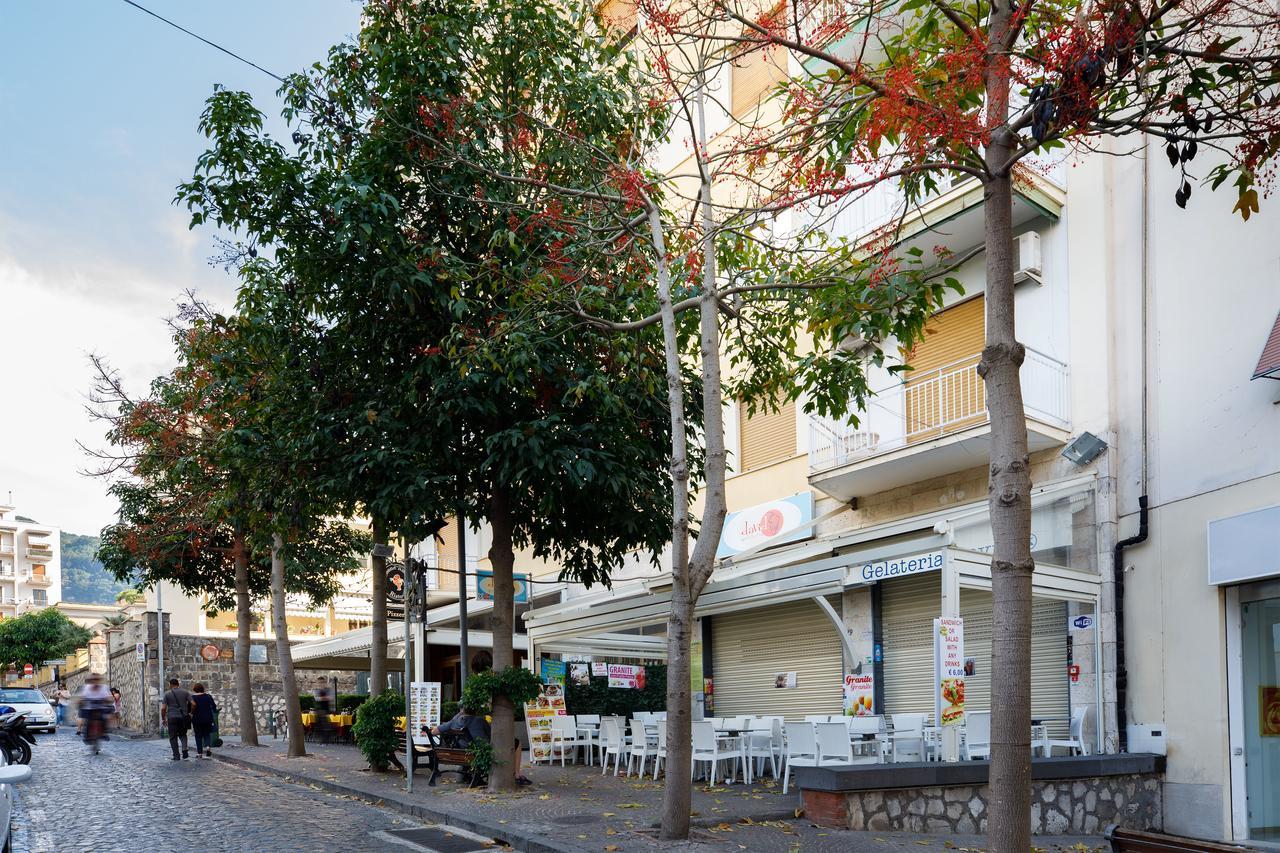 Sorrentolife Apartment Bagian luar foto